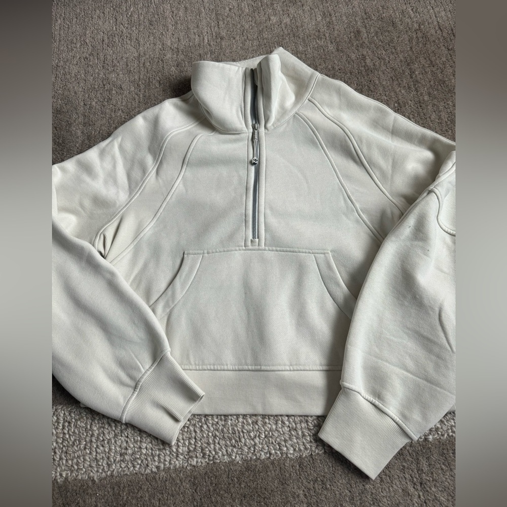 New Lululemon Scuba Pullover  Sz M/L